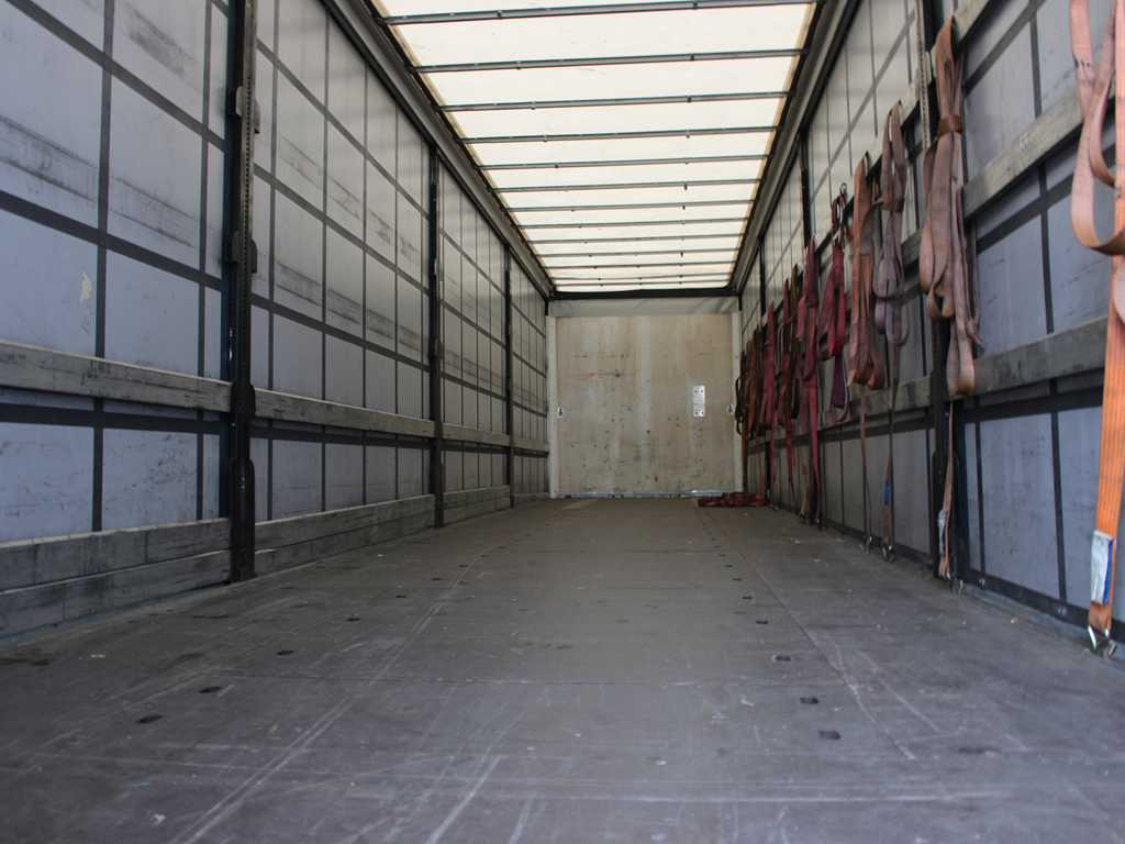 Curtainsider semi-trailer Schwarzmüller SPA 3/E, SAF AXLES, MULTILOCK, MULDA: picture 8 Curtainsider semi-trailer Schwarzmüller SPA 3/E, SAF AXLES, MULTILOCK, MULDA: picture 8