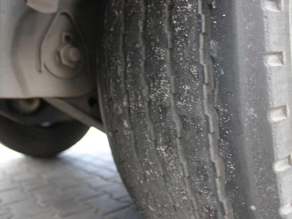 Curtainsider semi-trailer Schwarzmüller SPA 3/E, SAF AXLES, MULTILOCK, MULDA: picture 12 Curtainsider semi-trailer Schwarzmüller SPA 3/E, SAF AXLES, MULTILOCK, MULDA: picture 12