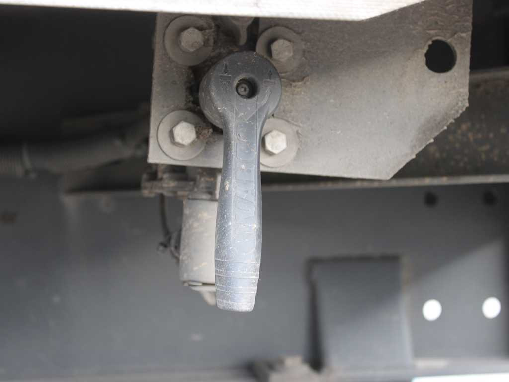 Curtainsider semi-trailer Schwarzmüller SPA 3/E, SAF AXLES, MULTILOCK, MULDA: picture 6 Curtainsider semi-trailer Schwarzmüller SPA 3/E, SAF AXLES, MULTILOCK, MULDA: picture 6