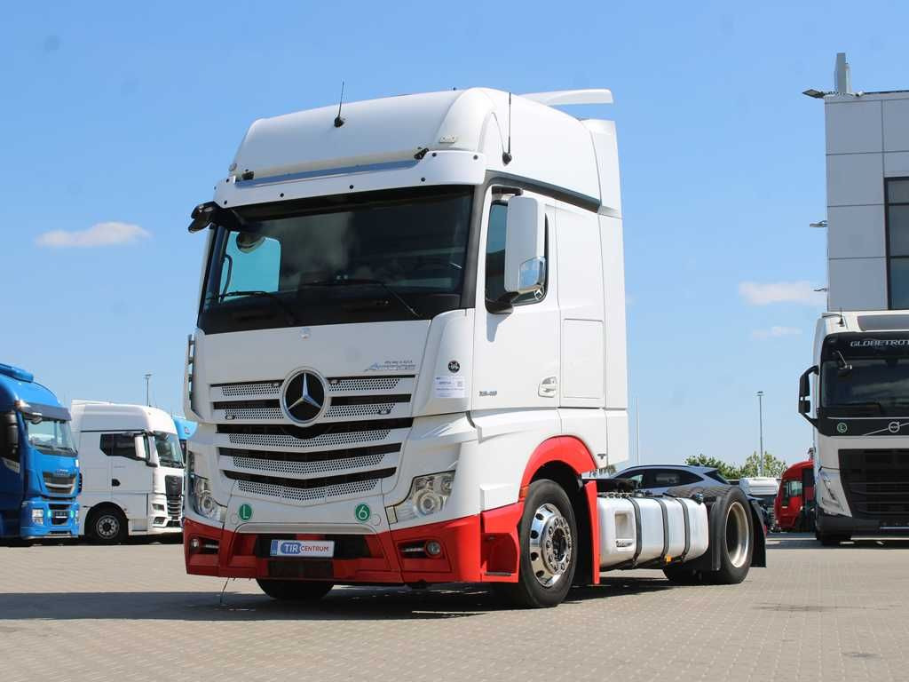 Mercedes-Benz Actros 1848, LOWDECK, EURO 6, NAVIGATION - Tractor unit: picture 1 Mercedes-Benz Actros 1848, LOWDECK, EURO 6, NAVIGATION - Tractor unit: picture 1