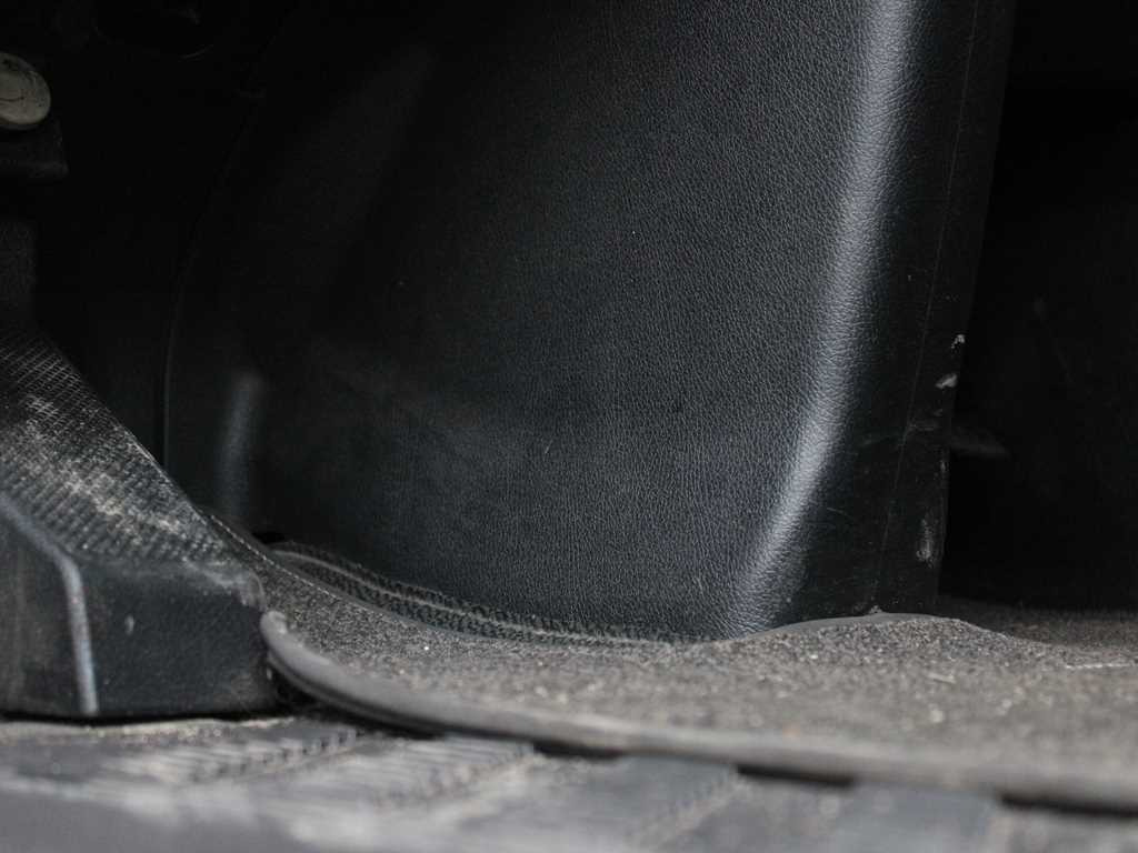 Leasing of Mercedes-Benz Actros 1851, EURO 6, NAVIGATION Mercedes-Benz Actros 1851, EURO 6, NAVIGATION: picture 7 Leasing of Mercedes-Benz Actros 1851, EURO 6, NAVIGATION Mercedes-Benz Actros 1851, EURO 6, NAVIGATION: picture 7