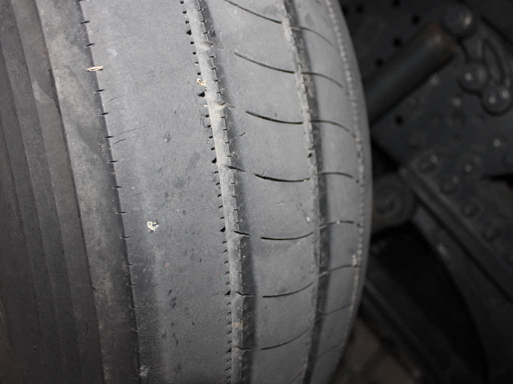 Leasing of Mercedes-Benz Actros 1851, EURO 6, NAVIGATION Mercedes-Benz Actros 1851, EURO 6, NAVIGATION: picture 17 Leasing of Mercedes-Benz Actros 1851, EURO 6, NAVIGATION Mercedes-Benz Actros 1851, EURO 6, NAVIGATION: picture 17