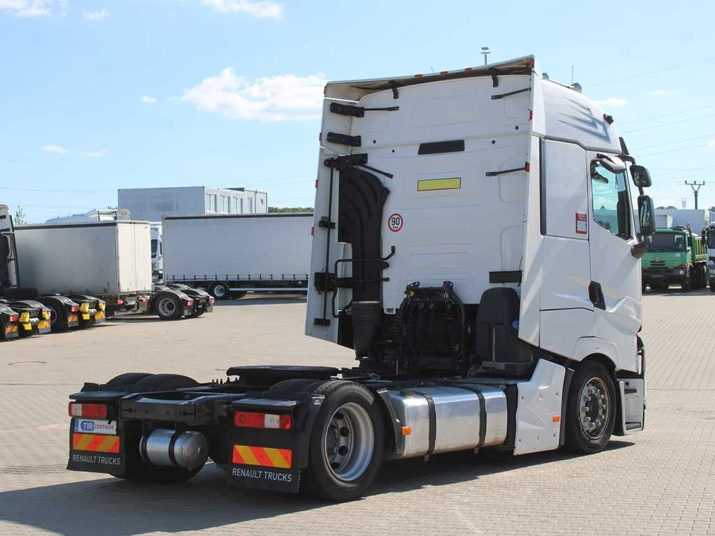 Renault T520, LOWDECK, EURO 6, PNEU 80% - Tractor unit: picture 3 Renault T520, LOWDECK, EURO 6, PNEU 80% - Tractor unit: picture 3