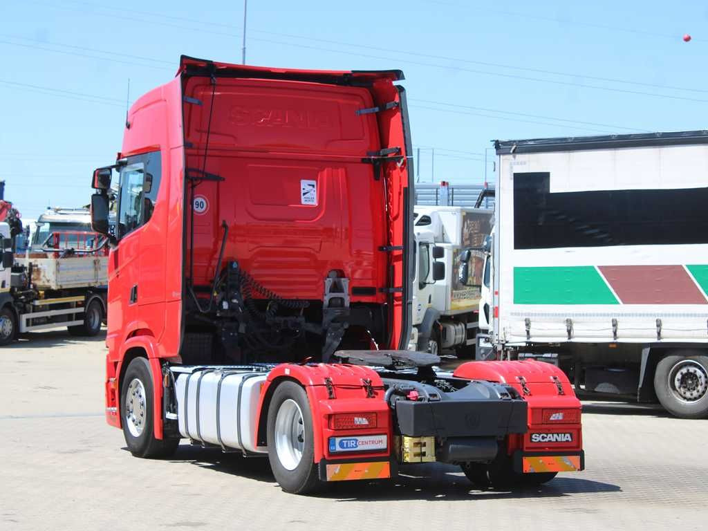 Scania S500,EURO 6,NAVIGATION,RETARDER,MICROWAVE OVEN - Tractor unit: picture 4 Scania S500,EURO 6,NAVIGATION,RETARDER,MICROWAVE OVEN - Tractor unit: picture 4