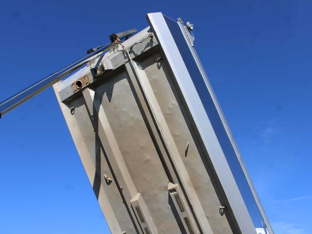 Tipper Volvo FH 750, EURO 6, 8X4, LIFTING AXLE, VEB +, 17m³: picture 7 Tipper Volvo FH 750, EURO 6, 8X4, LIFTING AXLE, VEB +, 17m³: picture 7