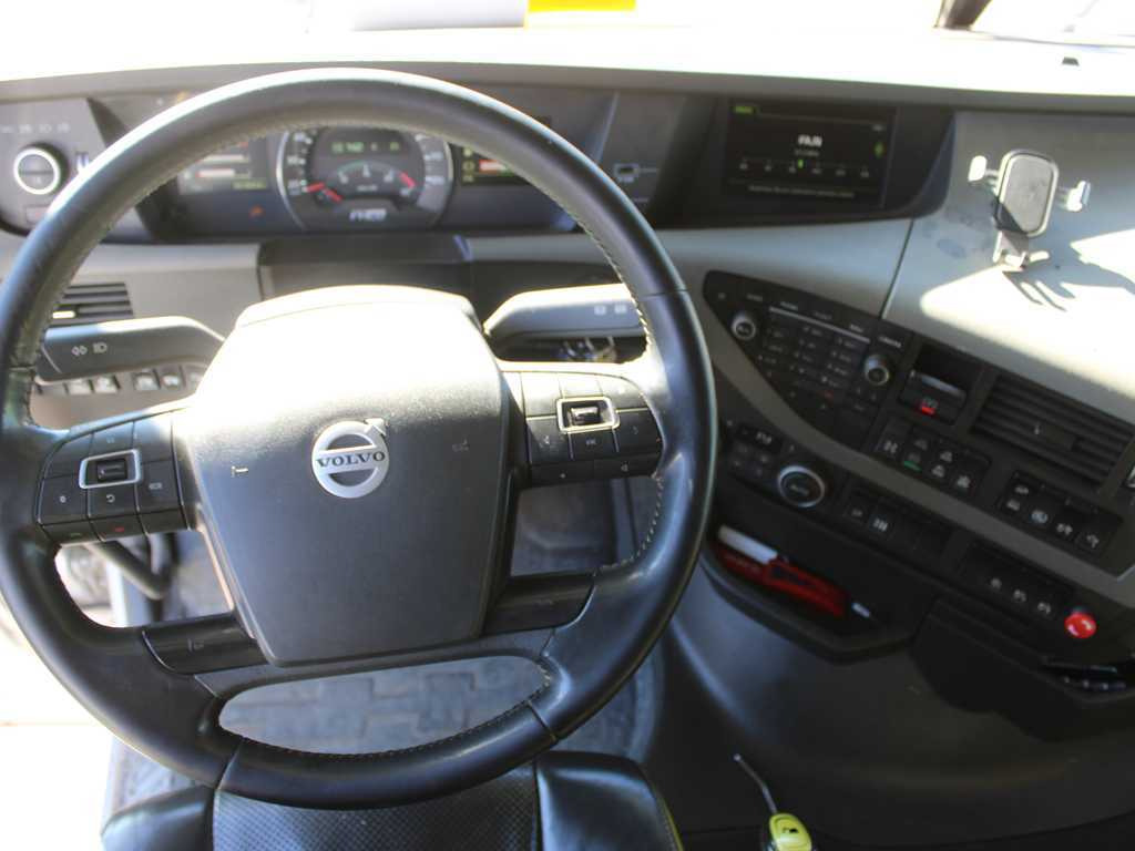 Tipper Volvo FH 750, EURO 6, 8X4, LIFTING AXLE, VEB +, 17m³: picture 11 Tipper Volvo FH 750, EURO 6, 8X4, LIFTING AXLE, VEB +, 17m³: picture 11