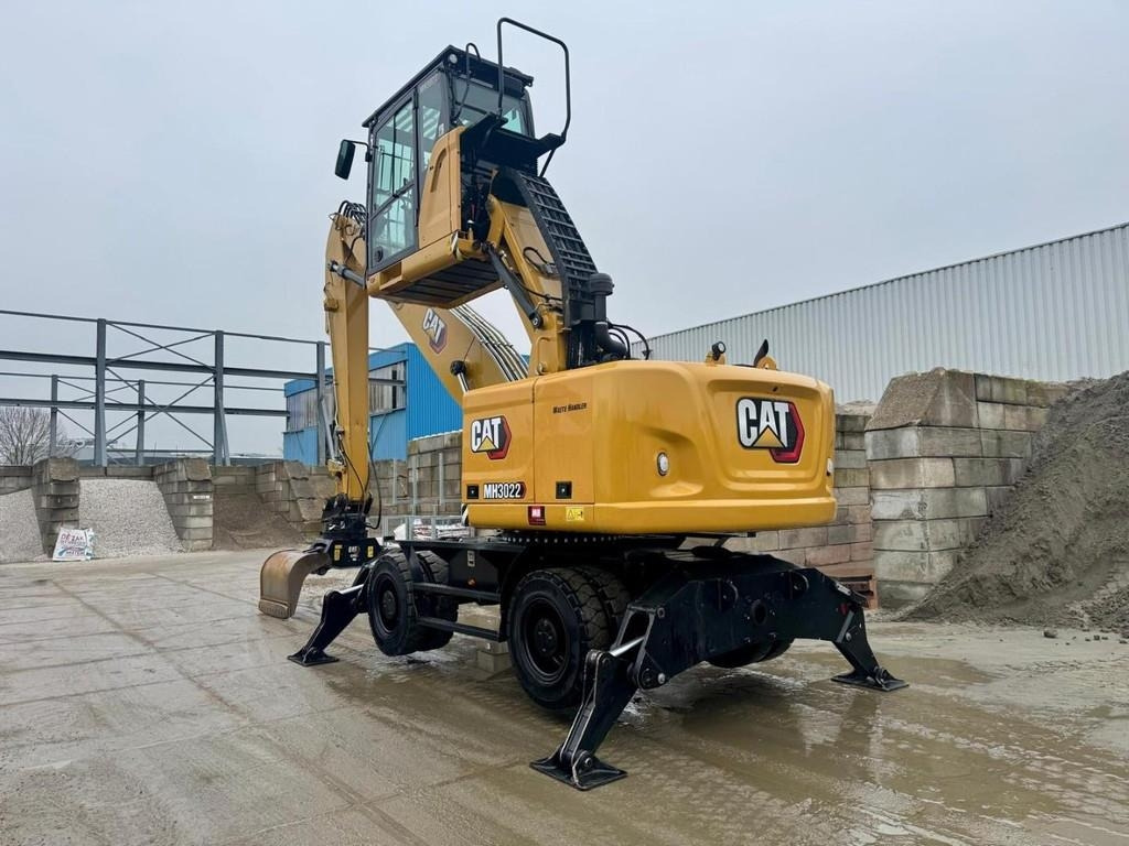 CAT MH3022 - Waste/ Industry handler: picture 4 CAT MH3022 - Waste/ Industry handler: picture 4