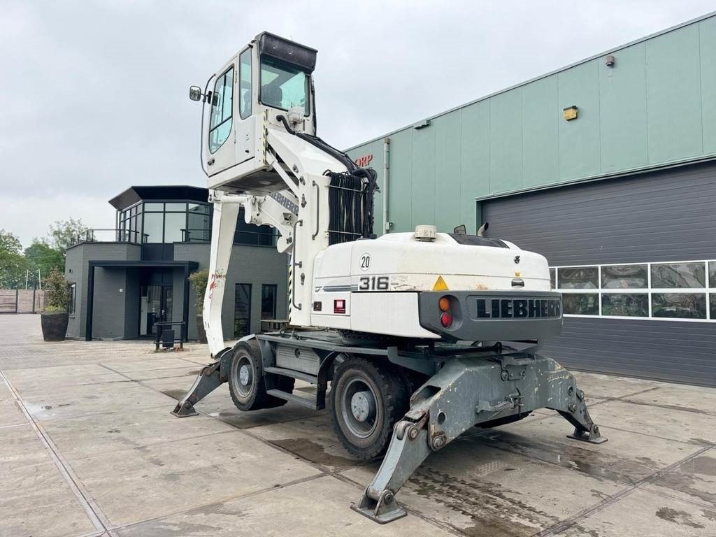Liebherr A 316 - Waste/ Industry handler: picture 3 Liebherr A 316 - Waste/ Industry handler: picture 3