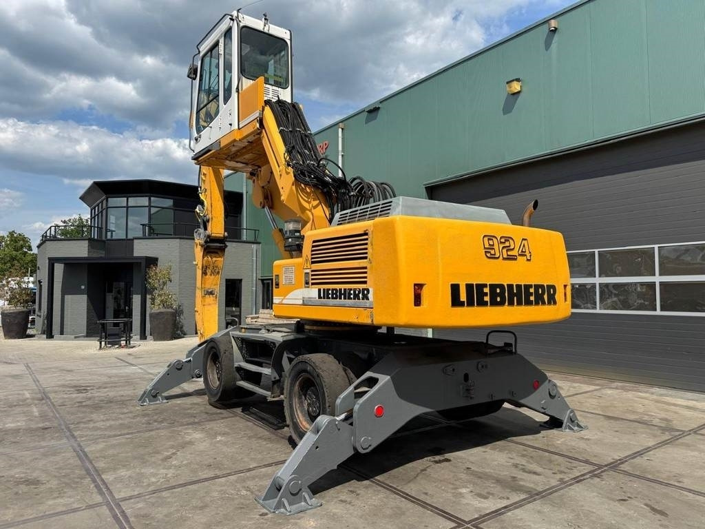 Liebherr A 924 B - Waste/ Industry handler: picture 3 Liebherr A 924 B - Waste/ Industry handler: picture 3