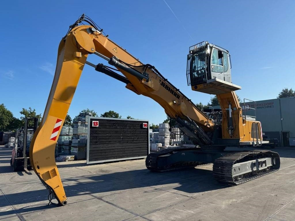 Liebherr LH 40C EW - Waste/ Industry handler: picture 2 Liebherr LH 40C EW - Waste/ Industry handler: picture 2