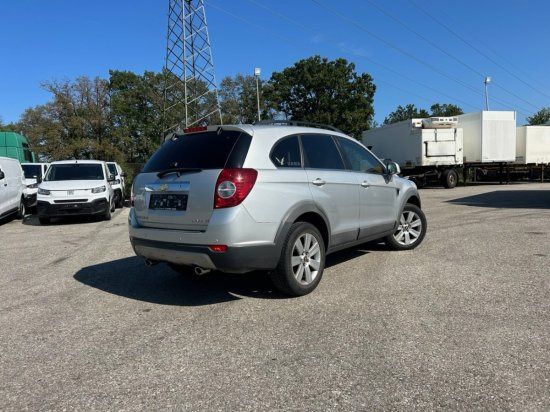 Chevrolet Captiva 3,2 V6 - SUV: picture 4 Chevrolet Captiva 3,2 V6 - SUV: picture 4