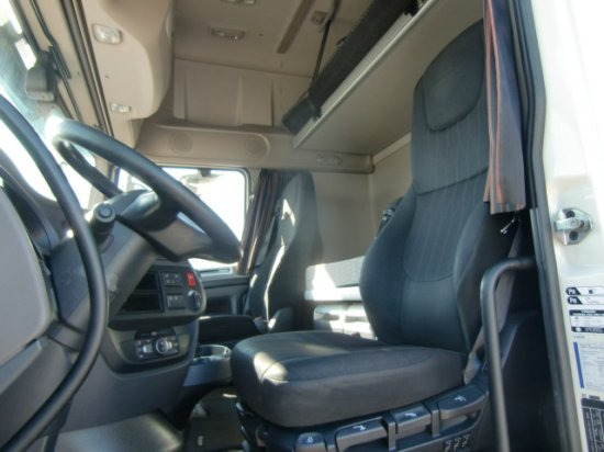 Container transporter/ Swap body truck DAF XF 480 FAR BDF SSC Euro 6 Liftachse, Retarder: picture 12 Container transporter/ Swap body truck DAF XF 480 FAR BDF SSC Euro 6 Liftachse, Retarder: picture 12