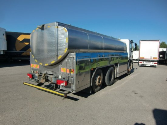 Iveco Stralis AD 260 SYS Milchtankwagen, Tankaufbau, ,Lenkachse + Liftachse, Retarder, 3 Kammern zu 5300l - Tank truck: picture 4 Iveco Stralis AD 260 SYS Milchtankwagen, Tankaufbau, ,Lenkachse + Liftachse, Retarder, 3 Kammern zu 5300l - Tank truck: picture 4