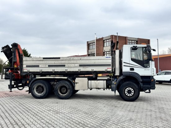 Iveco Trakker KPFC1/2A4_85_1313 Palfinger PK 16502 - Tipper: picture 2 Iveco Trakker KPFC1/2A4_85_1313 Palfinger PK 16502 - Tipper: picture 2