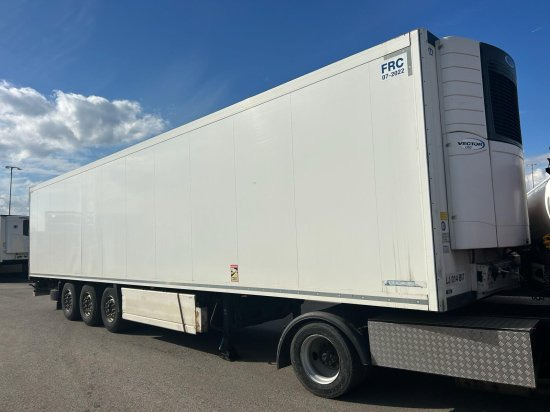 Krone SD Cool Liner, Carrier Vector 1350 - Isothermal semi-trailer: picture 1 Krone SD Cool Liner, Carrier Vector 1350 - Isothermal semi-trailer: picture 1