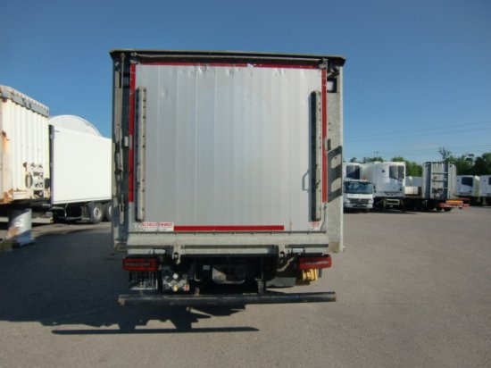 MAN TGS 18.420 Tiertransporter,Euro 6, Manual Seilwinde, el. Ladebordwand Voll Luft - Horse truck: picture 5 MAN TGS 18.420 Tiertransporter,Euro 6, Manual Seilwinde, el. Ladebordwand Voll Luft - Horse truck: picture 5
