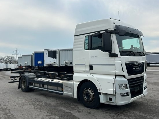 MAN TGX 18.460 XLX, 4x2, Euro 6, Standklima - Container transporter/ Swap body truck: picture 3 MAN TGX 18.460 XLX, 4x2, Euro 6, Standklima - Container transporter/ Swap body truck: picture 3