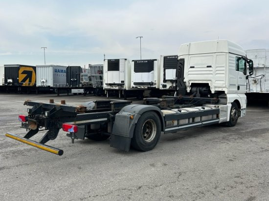 MAN TGX 18.460 XLX, 4x2, Euro 6, Standklima - Container transporter/ Swap body truck: picture 4 MAN TGX 18.460 XLX, 4x2, Euro 6, Standklima - Container transporter/ Swap body truck: picture 4