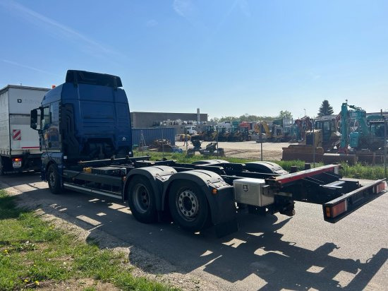 MAN TGX 26.440 XLX 6x2 Liftachse, Retarder, Euro 6, Motorschaden - Container transporter/ Swap body truck: picture 3 MAN TGX 26.440 XLX 6x2 Liftachse, Retarder, Euro 6, Motorschaden - Container transporter/ Swap body truck: picture 3