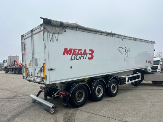 MEGA Alu-Kastenmulde 55m³, SAF-Achsen, Rollplane, Kombiklappe, Stehpodest - Tipper semi-trailer: picture 2 MEGA Alu-Kastenmulde 55m³, SAF-Achsen, Rollplane, Kombiklappe, Stehpodest - Tipper semi-trailer: picture 2