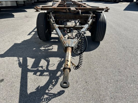 Renders Standard-Lafette BDF, BPW-Achsen - Container transporter/ Swap body trailer: picture 2 Renders Standard-Lafette BDF, BPW-Achsen - Container transporter/ Swap body trailer: picture 2