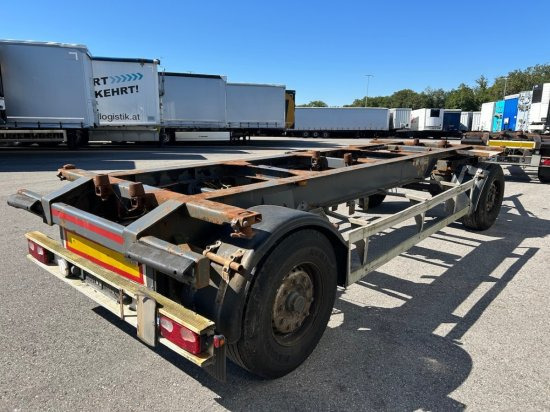 Renders Standard-Lafette BDF, BPW-Achsen - Container transporter/ Swap body trailer: picture 5 Renders Standard-Lafette BDF, BPW-Achsen - Container transporter/ Swap body trailer: picture 5