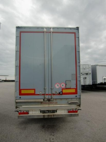 Schwarzmüller J Serie, Liftachse, Funk, SAF-Achsen - Walking floor semi-trailer: picture 5 Schwarzmüller J Serie, Liftachse, Funk, SAF-Achsen - Walking floor semi-trailer: picture 5