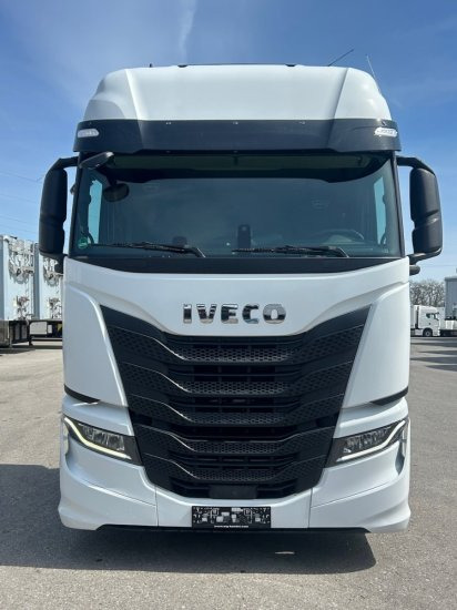 Iveco S-Way 460 Automatik AS440ST/FP, Standklimaanlage, Retader - Tractor unit: picture 2 Iveco S-Way 460 Automatik AS440ST/FP, Standklimaanlage, Retader - Tractor unit: picture 2