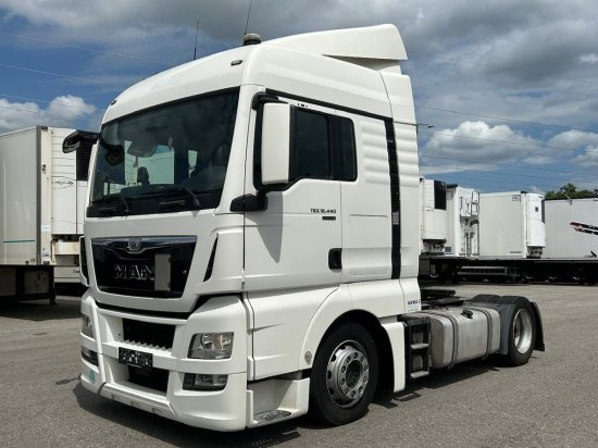 MAN TGX 18.440 XLX Low Deck, Retarder, Standklima, Euro 6, - Tractor unit: picture 1 MAN TGX 18.440 XLX Low Deck, Retarder, Standklima, Euro 6, - Tractor unit: picture 1