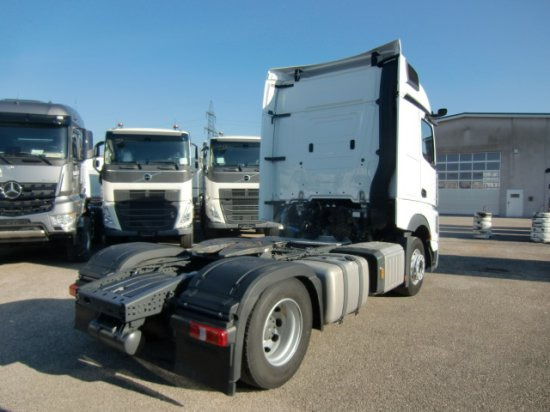 Mercedes-Benz Actros 1845 BL Giga Mirrow Cam - Tractor unit: picture 4 Mercedes-Benz Actros 1845 BL Giga Mirrow Cam - Tractor unit: picture 4