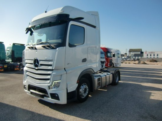 Mercedes-Benz Actros 1845 BL Giga Mirrow Cam - Tractor unit: picture 1 Mercedes-Benz Actros 1845 BL Giga Mirrow Cam - Tractor unit: picture 1