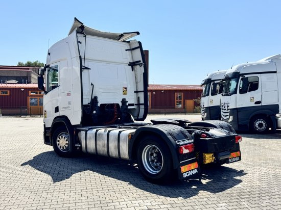 Scania R450 DC 13 164 Euro 6 Highline Retarder - Tractor unit: picture 4 Scania R450 DC 13 164 Euro 6 Highline Retarder - Tractor unit: picture 4
