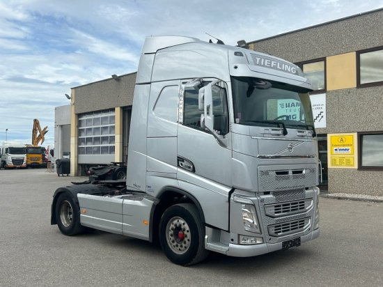 Volvo FH 460, E6 I-Shift, VEB+, Standklima, Schubbodenhydraulik - Tractor unit: picture 3 Volvo FH 460, E6 I-Shift, VEB+, Standklima, Schubbodenhydraulik - Tractor unit: picture 3