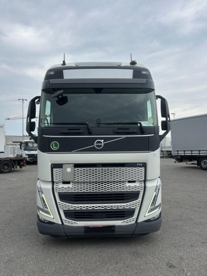 Volvo FH 500 EURO 6, I-Shift, Globetrotter, Standklima - Tractor unit: picture 2 Volvo FH 500 EURO 6, I-Shift, Globetrotter, Standklima - Tractor unit: picture 2