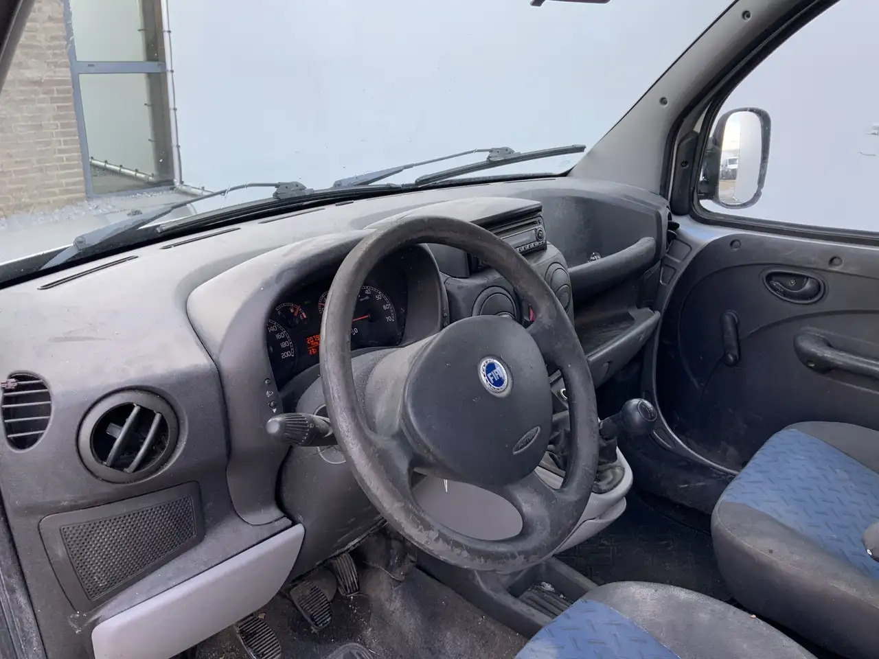 Fiat Doblo 1.3 MultiJet Basis Marge Geen BTW Export - Small van: picture 5 Fiat Doblo 1.3 MultiJet Basis Marge Geen BTW Export - Small van: picture 5