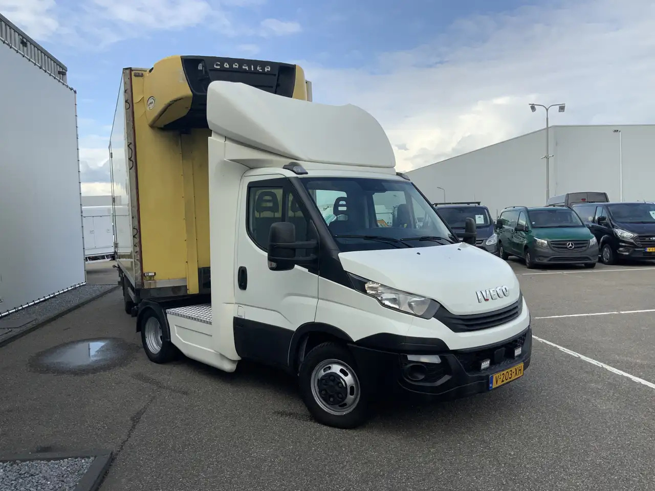Iveco 40C18 B.E Trekker & Koel Trailer & Laadklep Bakmaa - Mini artic tractor unit, Refrigerator semi-trailer: picture 3 Iveco 40C18 B.E Trekker & Koel Trailer & Laadklep Bakmaa - Mini artic tractor unit, Refrigerator semi-trailer: picture 3