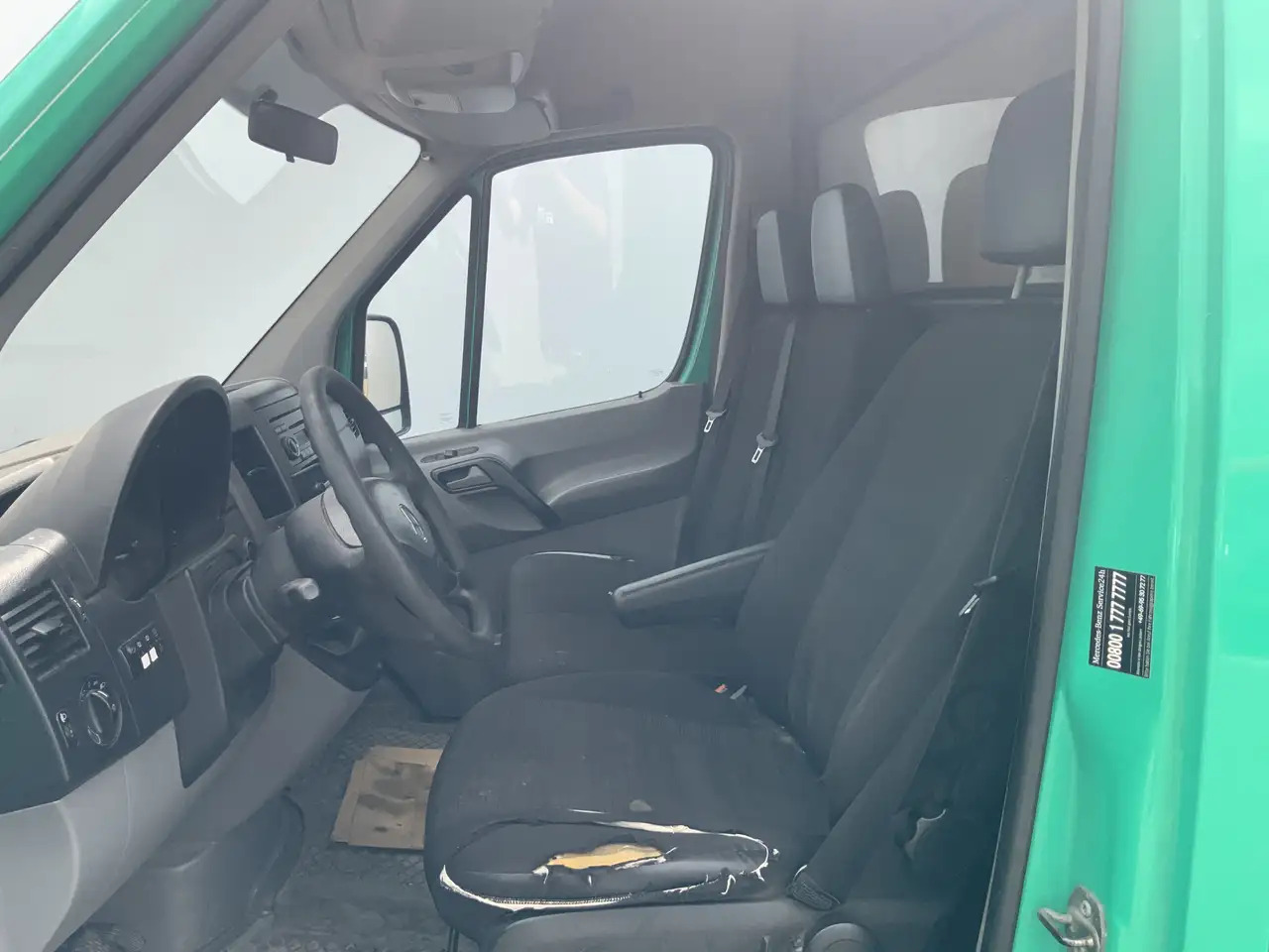Mercedes-Benz Sprinter 311 2.2 CDI 325 H2 L1 Zits 3 Trekhaak 2800 kg & Op - Small van: picture 4 Mercedes-Benz Sprinter 311 2.2 CDI 325 H2 L1 Zits 3 Trekhaak 2800 kg & Op - Small van: picture 4
