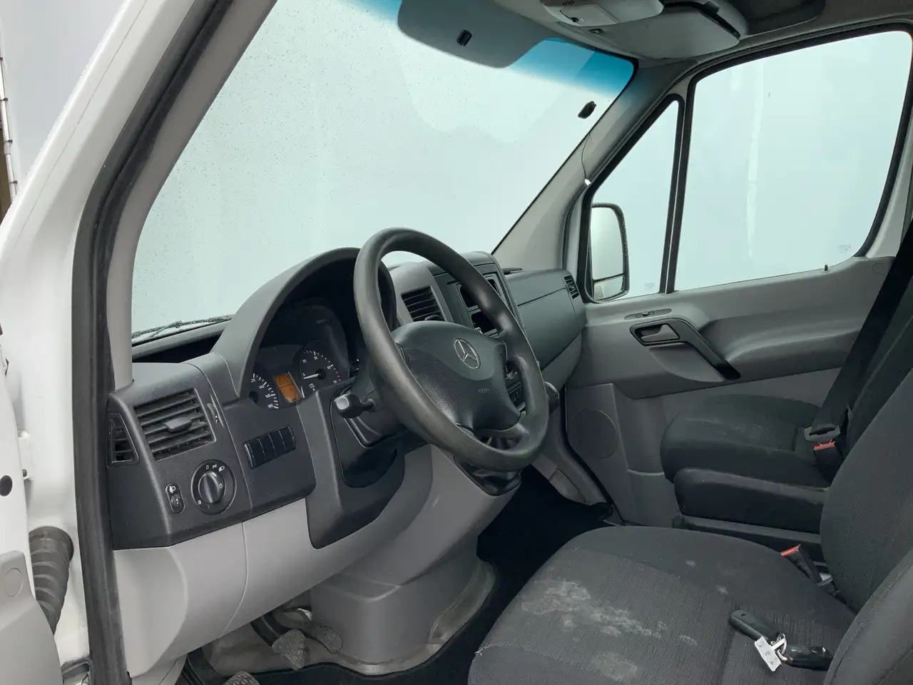 Mercedes-Benz Sprinter 311 2.2 CDI 366 40 gr _0 ijswagen 10 Deuren Euro 6 - Box van: picture 3 Mercedes-Benz Sprinter 311 2.2 CDI 366 40 gr _0 ijswagen 10 Deuren Euro 6 - Box van: picture 3