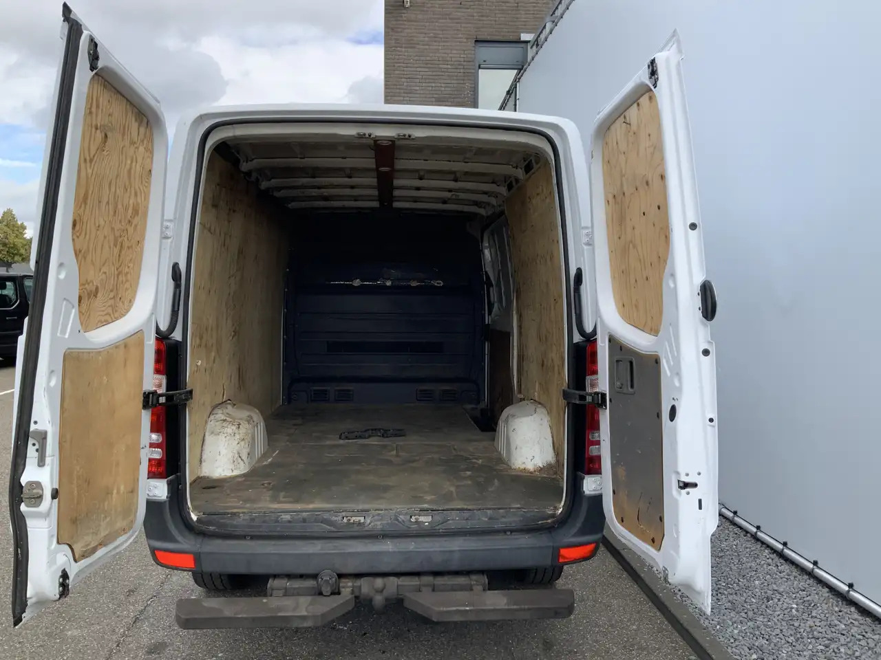 Mercedes-Benz Sprinter 311 2.2 CDI 366 L2 H1 Automaat Trekhaak 2800 kg 3 - Panel van: picture 5 Mercedes-Benz Sprinter 311 2.2 CDI 366 L2 H1 Automaat Trekhaak 2800 kg 3 - Panel van: picture 5