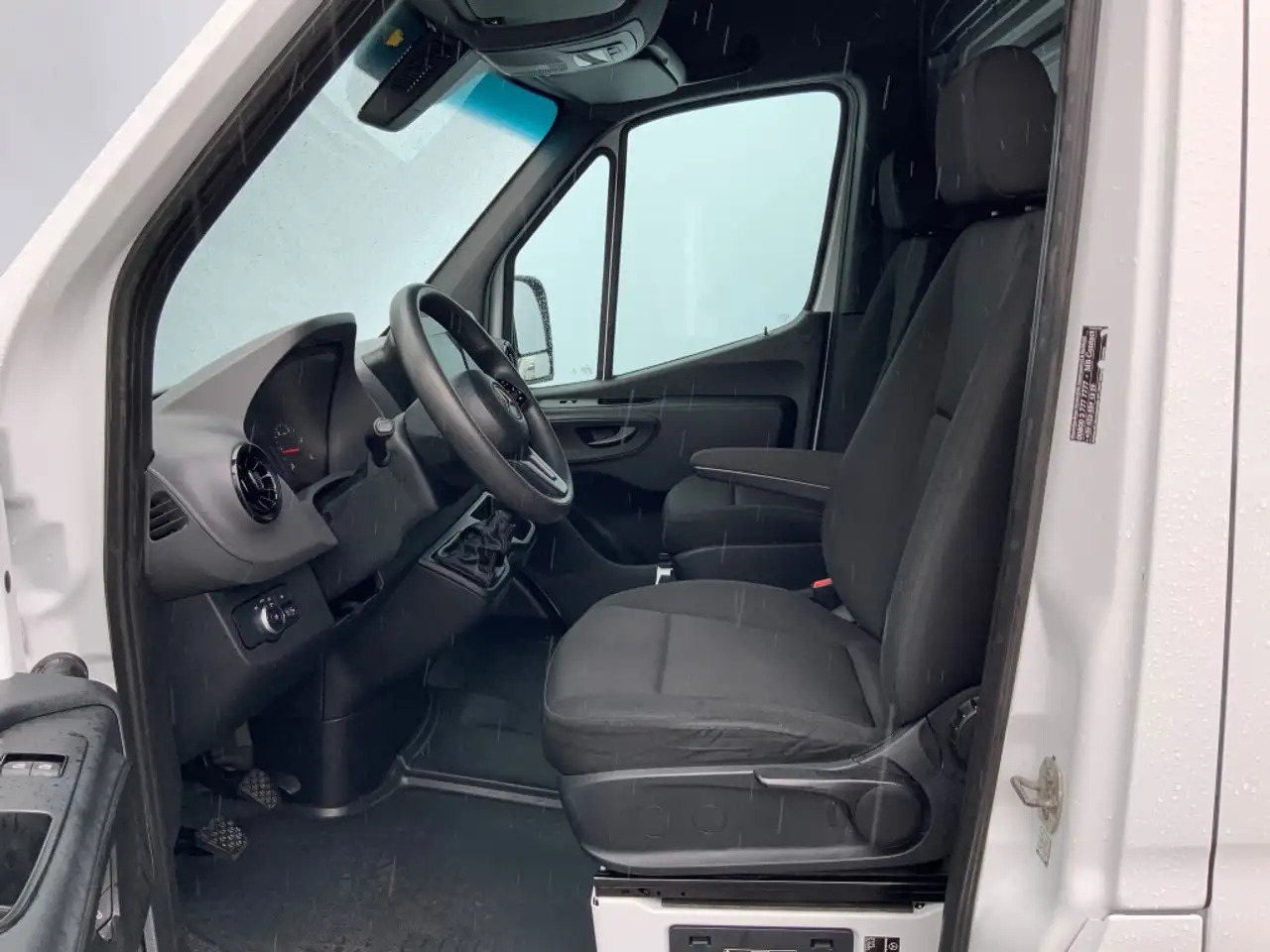Mercedes-Benz Sprinter 316 2.2 CDI 366 L2 H2 Airco 2 Zits Euro 6 - Panel van: picture 5 Mercedes-Benz Sprinter 316 2.2 CDI 366 L2 H2 Airco 2 Zits Euro 6 - Panel van: picture 5