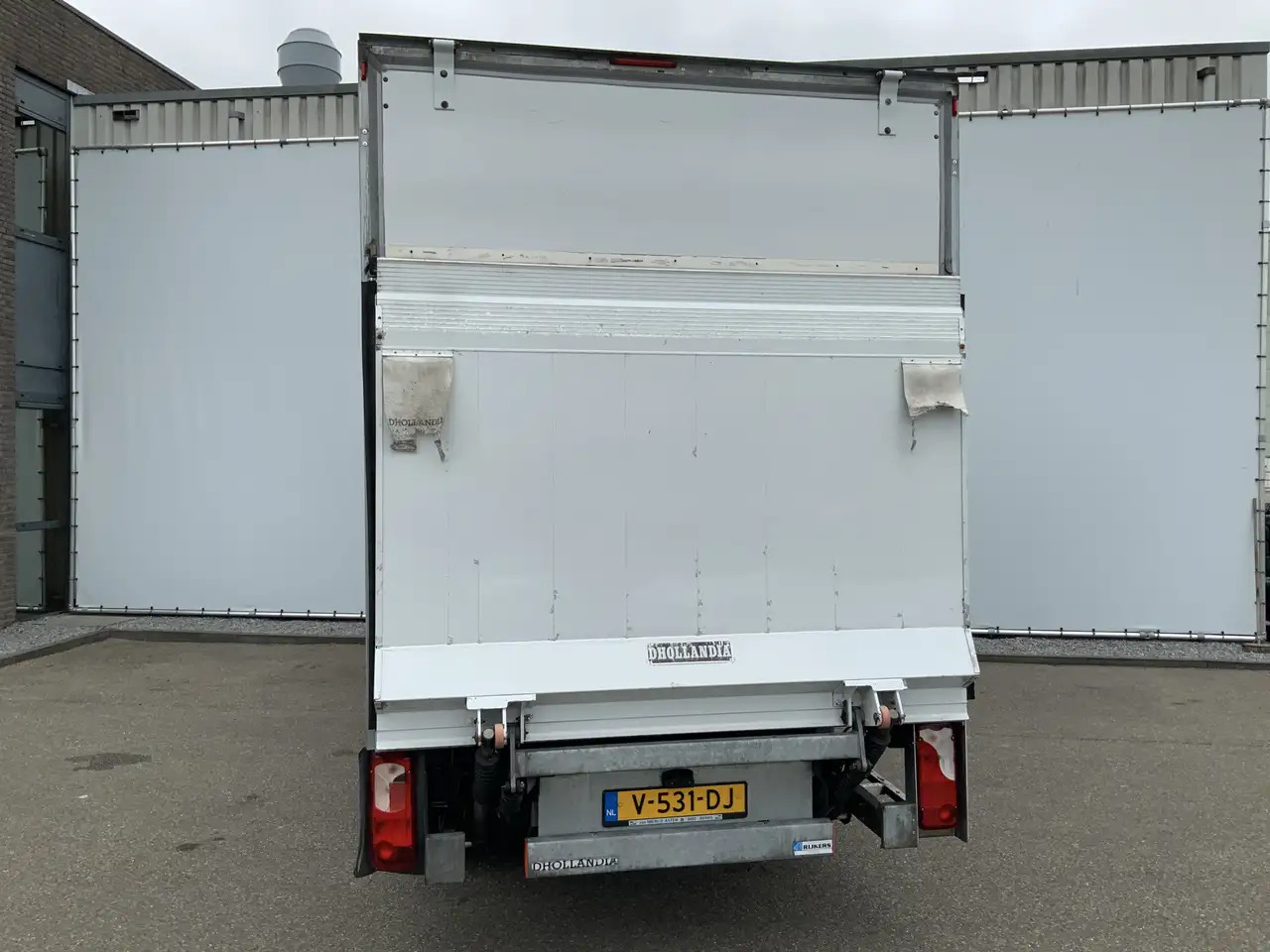 Mercedes-Benz Sprinter 513 2.2 CDI 432 Meubelbak&Lift Zijdeur Cruise 3 Zi - Box van: picture 2 Mercedes-Benz Sprinter 513 2.2 CDI 432 Meubelbak&Lift Zijdeur Cruise 3 Zi - Box van: picture 2