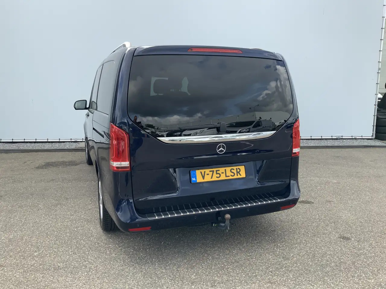 Mercedes-Benz V 220 220d Lang Automaat Avantgarde Edition Dub Cab Leer - Combi van: picture 2 Mercedes-Benz V 220 220d Lang Automaat Avantgarde Edition Dub Cab Leer - Combi van: picture 2
