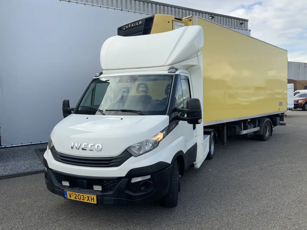 Iveco 40C18 B.E Trekker & Koel Trailer & Laadklep Bakmaa - Other machinery: picture 1 Iveco 40C18 B.E Trekker & Koel Trailer & Laadklep Bakmaa - Other machinery: picture 1