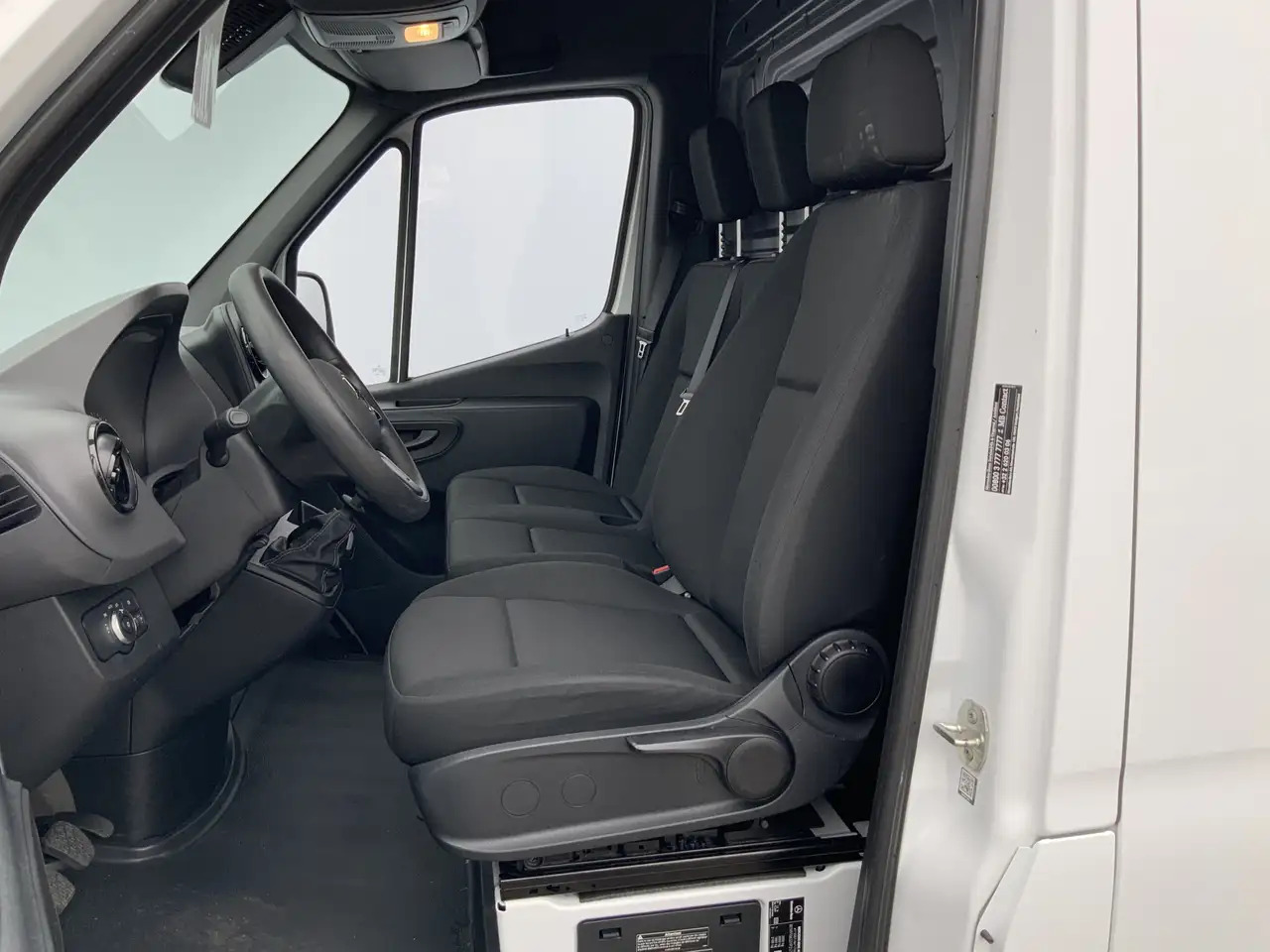 Mercedes-Benz Sprinter 314 2.2 CDI L2H2 Airco Camera Navi 3 Zits MBUX Sch - Other machinery: picture 4 Mercedes-Benz Sprinter 314 2.2 CDI L2H2 Airco Camera Navi 3 Zits MBUX Sch - Other machinery: picture 4