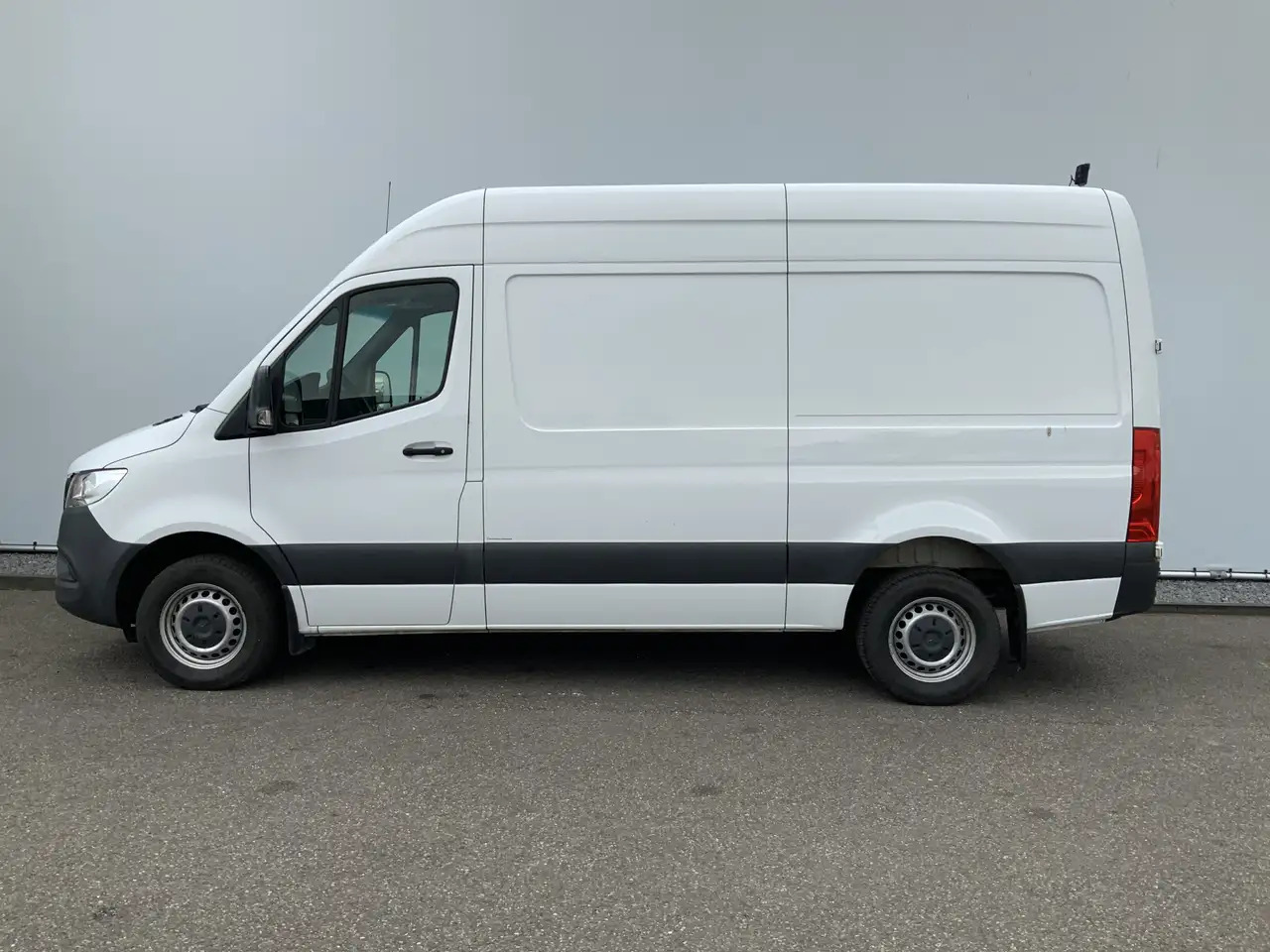 Mercedes-Benz Sprinter 316 2.2 CDI L2H2 Airco Cruise Camera Navi Trekhaak - Other machinery: picture 3 Mercedes-Benz Sprinter 316 2.2 CDI L2H2 Airco Cruise Camera Navi Trekhaak - Other machinery: picture 3