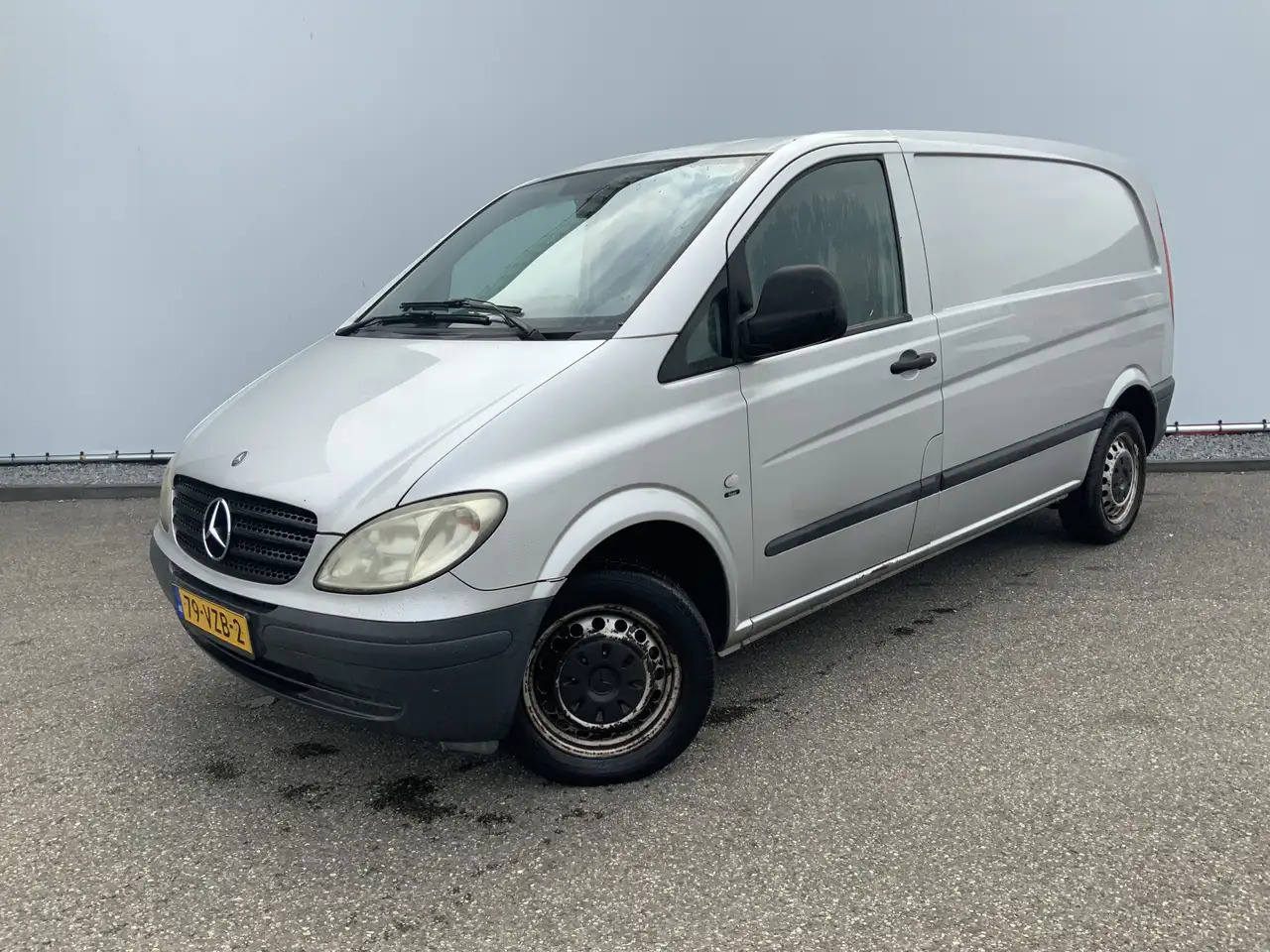 Mercedes-Benz Vito 111 CDI 320 Lang Verstuiver lek Airco Cruise 3 Zit - Other machinery: picture 1 Mercedes-Benz Vito 111 CDI 320 Lang Verstuiver lek Airco Cruise 3 Zit - Other machinery: picture 1