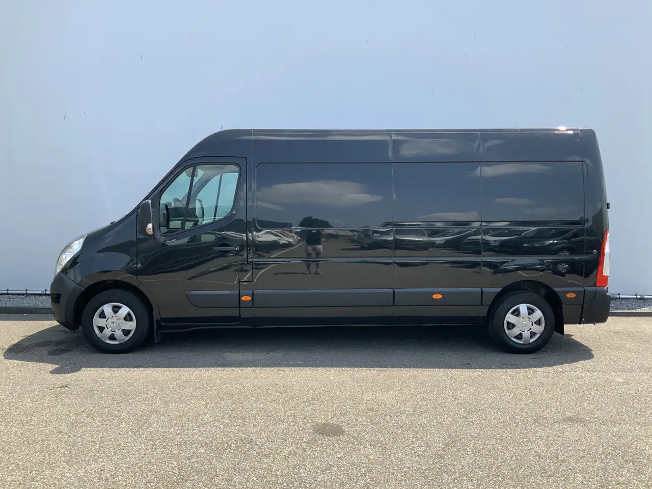 Renault Master T35 2.3 dCi L3H3 Eco Maxi Airco 3 Zits Trekhaak 25 - Other machinery: picture 2 Renault Master T35 2.3 dCi L3H3 Eco Maxi Airco 3 Zits Trekhaak 25 - Other machinery: picture 2
