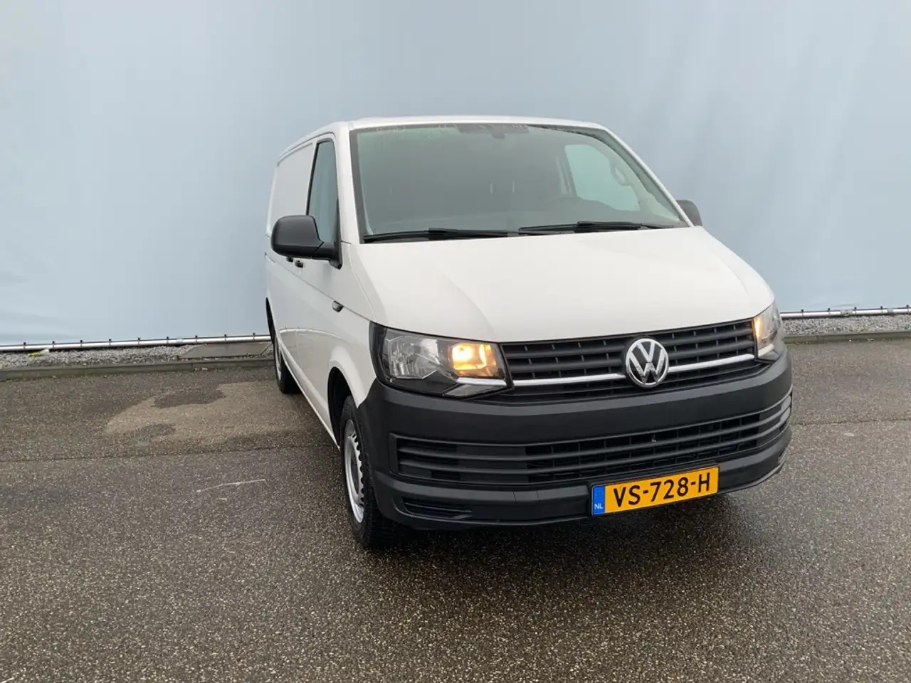 Volkswagen T6 Transporter 2.0 TDI L1H1 Comfortline Airco Navi Trekhaak 2200 - Panel van: picture 3 Volkswagen T6 Transporter 2.0 TDI L1H1 Comfortline Airco Navi Trekhaak 2200 - Panel van: picture 3