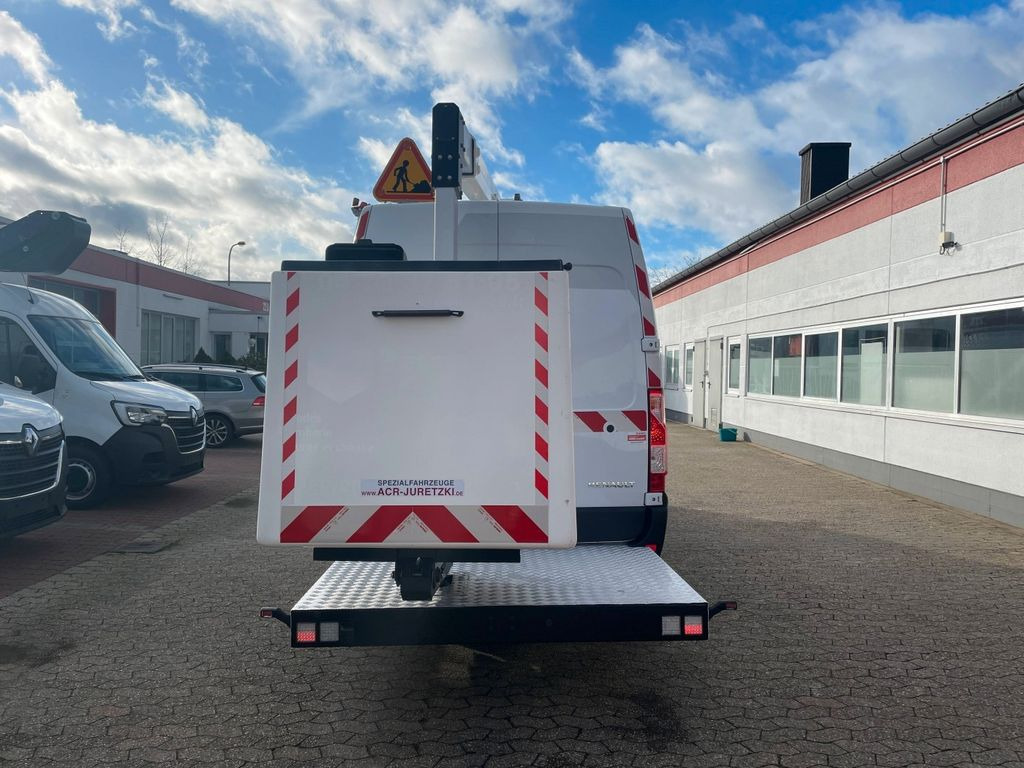 Renault Master Hubarbeitsbühne KLUBB K32 Korb 200kg - Truck mounted aerial platform: picture 5 Renault Master Hubarbeitsbühne KLUBB K32 Korb 200kg - Truck mounted aerial platform: picture 5