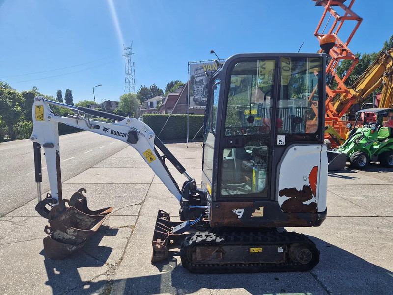 Bobcat E19 2016 met maar 1106 uur - Mini excavator: picture 1 Bobcat E19 2016 met maar 1106 uur - Mini excavator: picture 1